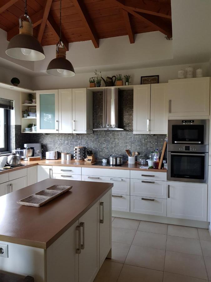Alberi - Izla Homes Skala  Ngoại thất bức ảnh
